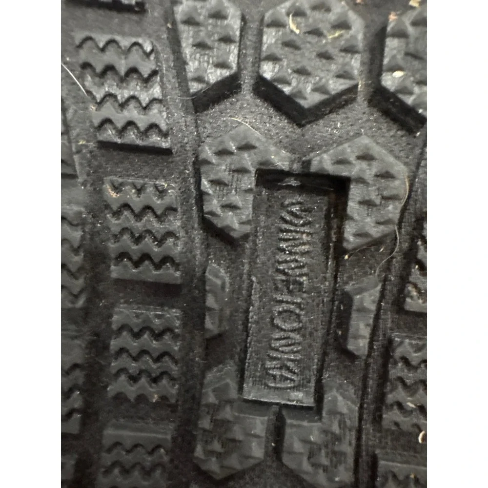 Minnetonka Black Quilted Puffer Ankle Boots Faux Fur Lined Winter Shoes